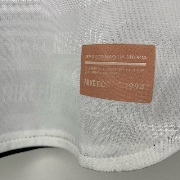 Nike F.C. Women's Crop Jersey Size Small Reversible - Picture 10 of 11